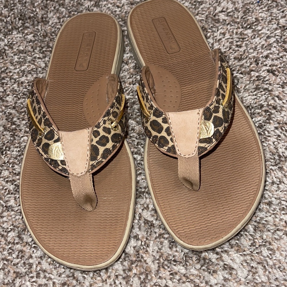 Sperry leopard print flip flops